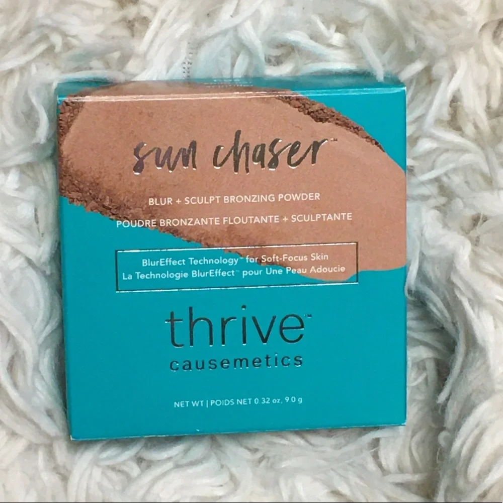 NIB Thrive Causemetics Sun Chaser Blur + Sculpt Bronzing Powder Color Eos USA